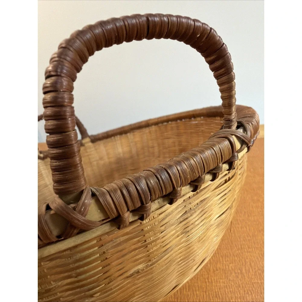 Vintage Round Natural Brown Wood Woven Wicker 2 Handles Basket 12